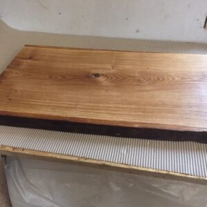 Waschtisch_Eiche_DIY_Tischplatte_Baumkante_rustikal_Vollholz_Massivholz-geoelt-Bohle-2-