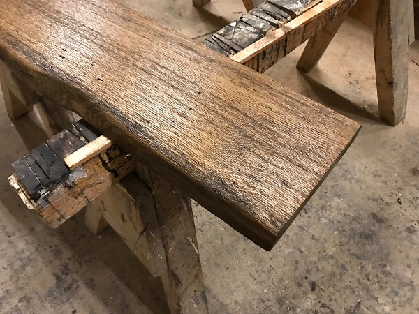 Eiche antik geölt 100x20-25x3,5cm struktur, einseitige Baumkante 2