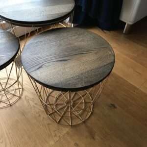 Runde Tischplatten , schwarz geölt 2