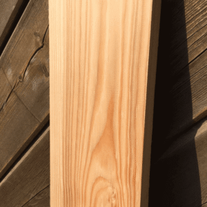 Laerche-glattkant-besaeumt-glattkantbrett-massivholz-diy-2