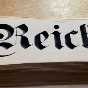 Holzschild-individuelle-Gravur-Willkommensschild-Gartenschild-Tuerschild-Firmenlogo-Holz-CNC-gefraest-Dekoschild-auf-Anfrage-Familie-Alte-Schrift