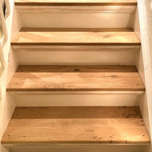 Eiche-Treppe-Holztreppe-Treppenstufe-Trittstufe-Massivholz-verleimt-20mm